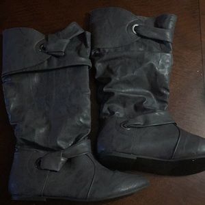 Grey boots